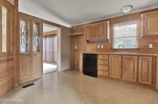 2645 Scotts Hill Loop Road, Wilmington, NC 28411 – photo 8: Kitchen