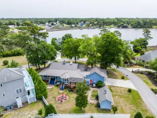 1024 Meridian Drive, Sneads Ferry, NC 28460 – photo 2