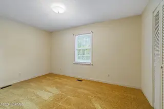 401 S Madison Avenue, Goldsboro, NC 27530 — 4-bedroom home, Goldsboro, NC, photo 18 of 28