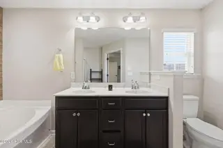 2354 Blackstone Drive, Winterville, NC 28590 — 3-bedroom home in Blackstone, Winterville, NC, photo 19 of 52: 31-web-or-mls-BLS_0059 copy