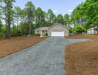 108 Brandywine Drive, Seven Lakes, NC 27376 – photo 3: 260709-108BrandywineCt.-1610