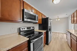 115 Laredo Drive, Jacksonville, NC 28540 – photo 15: 20-web-or-mls-115 Laredo Dr. 45