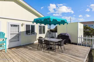 601 Emerald Drive, Emerald Isle, NC 28594 – photo 7: Patio