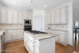 2628 N Lumina Avenue, Wrightsville Beach, NC 28480 – photo 6: 7N4A7915
