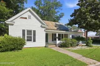 411 Latham Street, Greenville, NC 27834 – photo 2: 2-web-or-mls-IMG_9959