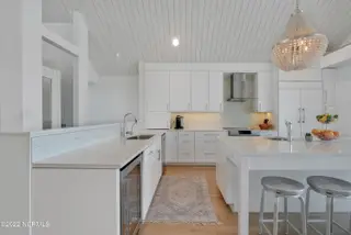910 S Lumina Avenue, Wrightsville Beach, NC 28480 – photo 16: 910SouthLuminaAvenue-40