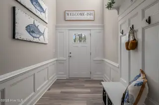 180 Boundaryline Drive NW, Calabash, NC 28467 – photo 5: Foyer