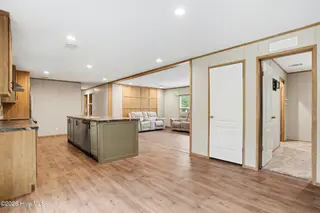 335 Ridgewood Drive NW, Calabash, NC 28467 — 3-bedroom manufactured home in Ocean Forest, Calabash, NC, photo 19 of 39