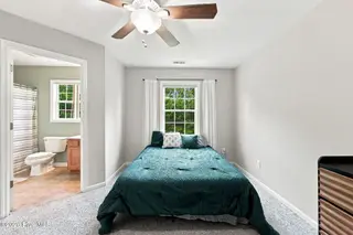 140 Crooked Run Drive, New Bern, NC 28560 – photo 14: Primary Bedroom