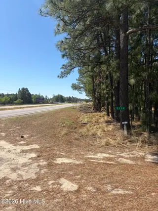 5324 Us 1 Highway, Vass, NC 28394 – photo 4: IMG_0078