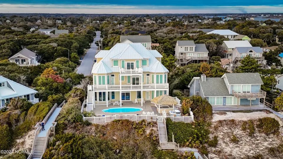 7127 Ocean Drive, Emerald Isle, NC 28594 – photo 1 of 66: 7217 Ocean Dr-9