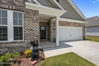 6012 Bayberry Park Drive, New Bern, NC 28562 – photo 1: Welcome home