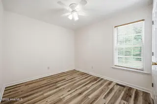 1402 Lockwood Road, Kinston, NC 28501 — 3-bedroom home in Brentwood, Kinston, NC, photo 18 of 37: Bedroom 3
