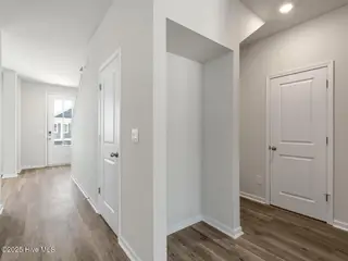 236 Surfside Landing Boulevard Lot 43, Hubert, NC 28539 – photo 4: entry way