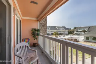 9201 Coast Guard Road I-207, Emerald Isle, NC 28594 – photo 4: balcony