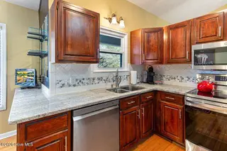1360 Burning Tree Road, Pinehurst, NC 28374 – photo 16: Kitchen