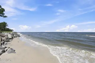 492 Sandy Point Drive, Beaufort, NC 28516 – photo 14: 13-web-or-mls-492 Sandy Point 013
