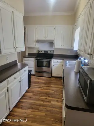 2906 Brentwood Drive N, Wilson, NC 27896 – photo 7: Kitchen