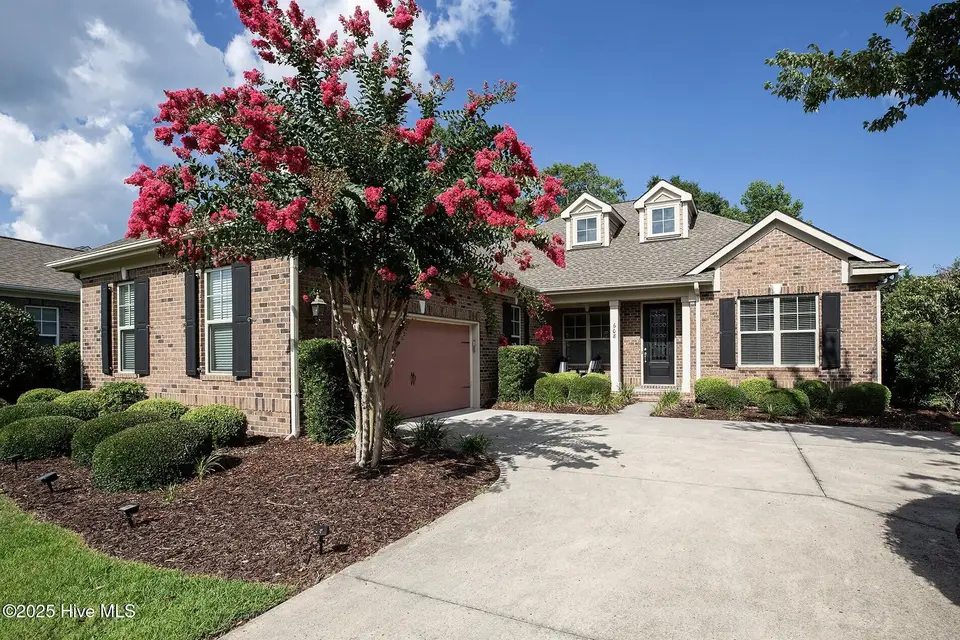 608 Bedminister Lane, Wilmington, NC 28405 – photo 1 of 36: 608-1