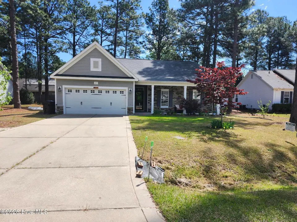 235 Woodgreen Drive, Aberdeen, NC 28315 – photo 1 of 21: Woodgreen22