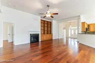 907 Corn Planters Circle, Carolina Shores, NC 28467 — 3-bedroom home in The Farm, Carolina Shores, NC, photo 16 of 77: mls-IMG_6709