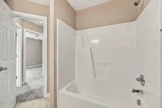 2205 Penncross Drive, Greenville, NC 27834 — 3-bedroom home in Meadow Woods, Greenville, NC, photo 21 of 37: 24-web-or-mls-BLS_0245