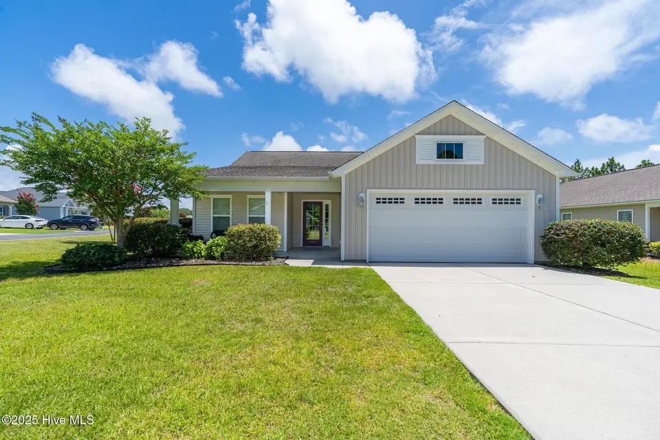 4231 Cherry Laurel Drive SE, Southport, NC 28461 – photo 1 of 41: 4231 Cherry Laurel Dr-37