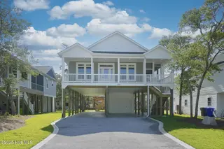 104 NE 52nd Street, Oak Island, NC 28465 – photo 3: 104 NE 52nd St Oak Island NC-large-004-0