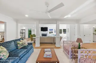 1925 Hawthorne Road, Wilmington, NC 28403 – photo 19: 016_1925_hawthorne_road-17_228