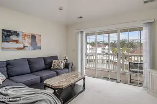 8855 Radcliff Drive NW Unit 43c, Calabash, NC 28467 — 3-bedroom condo in Brunswick Plantation, Calabash, NC, photo 10 of 35: Living Room