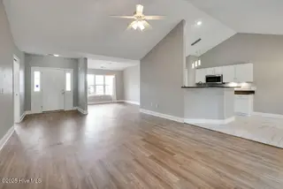 4311 Cherry Laurel Lane SE, Southport, NC 28461 – photo 6: 4311CherryLaurelLaneSoutheast-6