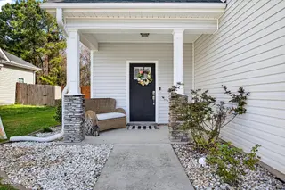 829 Tuscarora Trail, Jacksonville, NC 28546 – photo 4: 01-4