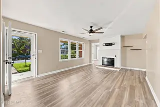 920 Hunnicutt Avenue, Elizabeth City, NC 27909 – photo 6: 30__39a1491