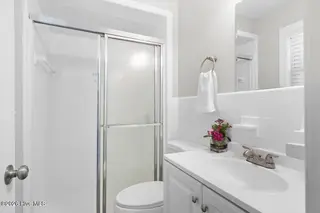 207 S Englewood Drive, Rocky Mount, NC 27804 – photo 20: Primary Ensuite