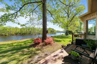 220 Shoreline Drive, New Bern, NC 28562 – photo 19: tempImagedJ75wE