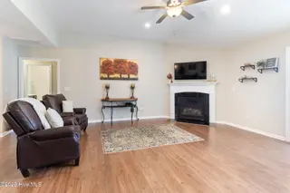 1004 Lendy Drive, Greenville, NC 27858 – photo 5: 32-web-or-mls-IMG_8541
