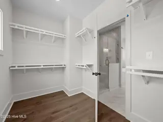 609 Cannonsgate Drive, Newport, NC 28570 – photo 21: Primary Walk-In Closet
