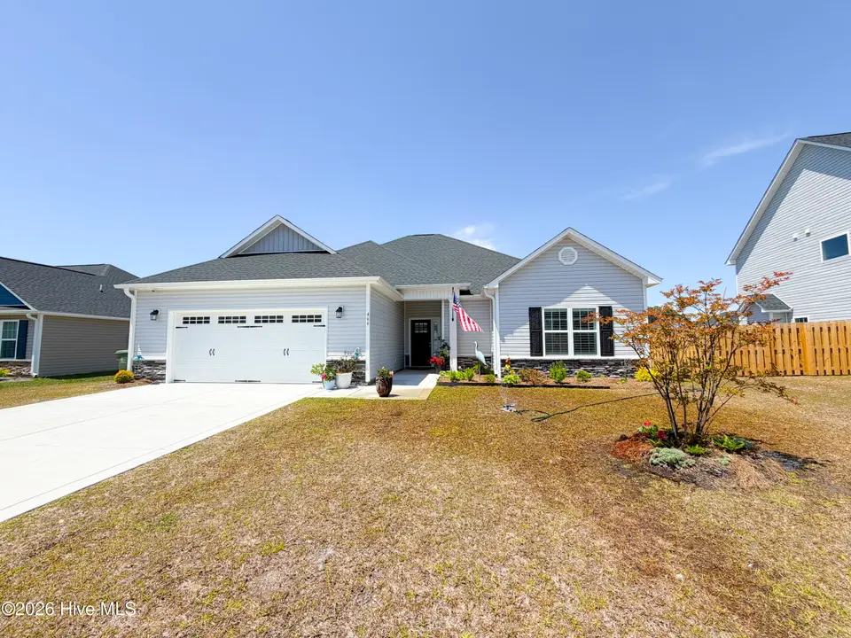 466 Pebble Shore Drive, Sneads Ferry, NC 28460 – photo 1 of 36: IMG_4510