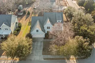 101 Superior Court, Hampstead, NC 28443 — 4-bedroom home in Saltwater Landing, Hampstead, NC, photo 2 of 40: 41-web-or-mls-12