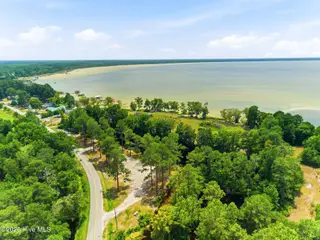 27 Big Creek Circle, Lake Waccamaw, NC 28450 – photo 15: 015_27_big_creek_circle-15_427