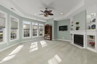 406 Hillcrest Drive, Morehead City, NC 28557 – photo 22: Living room with fireplace