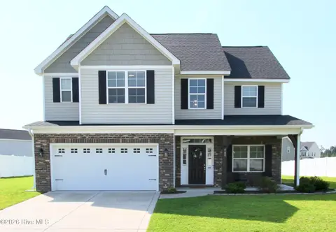 489 Holly Grove Drive, Winterville
