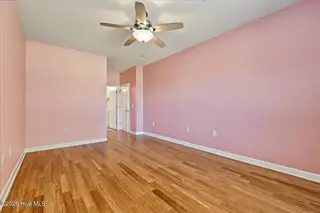 250 Woodlands Way Unit 14, Calabash, NC 28467 — 3-bedroom condo in Woodlands @ Crow Creek, Calabash, NC, photo 24 of 49: Master Bedroom