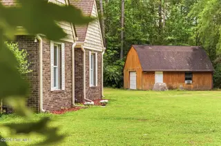 16141 Nc Highway 210, Rocky Point, NC 28457 – photo 7: 009_16141_nc_210_bullard-44_364
