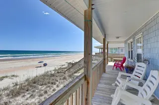 2704 S Shore Drive, Surf City, NC 28445 – photo 3: 024_6g8a3570_86