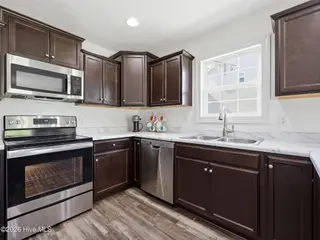 191 Moonstone Court, Jacksonville, NC 28546 – photo 10: 27-web-or-mls-191 Moonstone Ct 65
