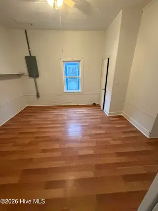 317 Queen Street, Wilmington, NC 28401 – photo 4