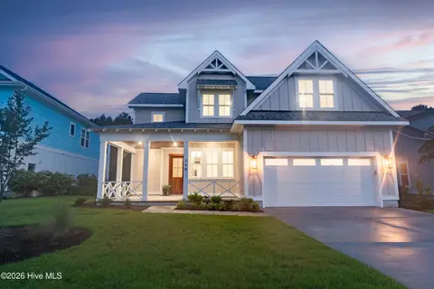 340 Spicer Lake Drive, Holly Ridge
