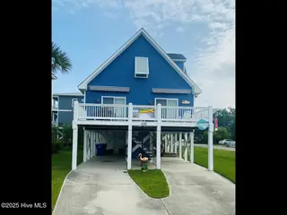 400 Tennessee Avenue, Carolina Beach, NC 28428 – photo 3: 1