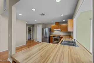 5504 Gondolier Drive, New Bern, NC 28560 – photo 15: 38-web-or-mls-DSC_3894